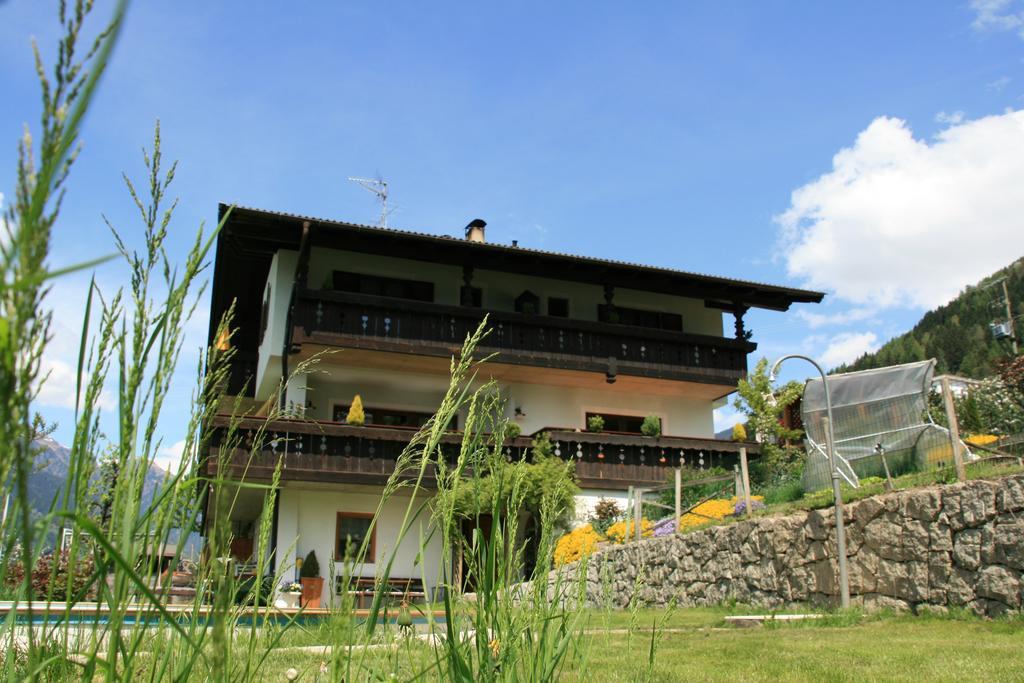 Zimmervermietung Groeberhof Schenna Bagian luar foto