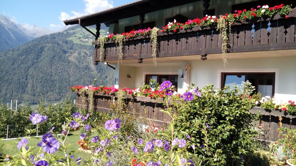 Zimmervermietung Groeberhof Schenna Bagian luar foto