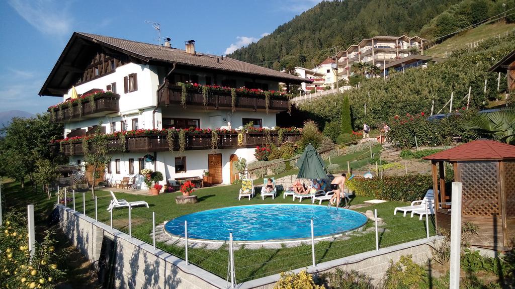 Zimmervermietung Groeberhof Schenna Bagian luar foto