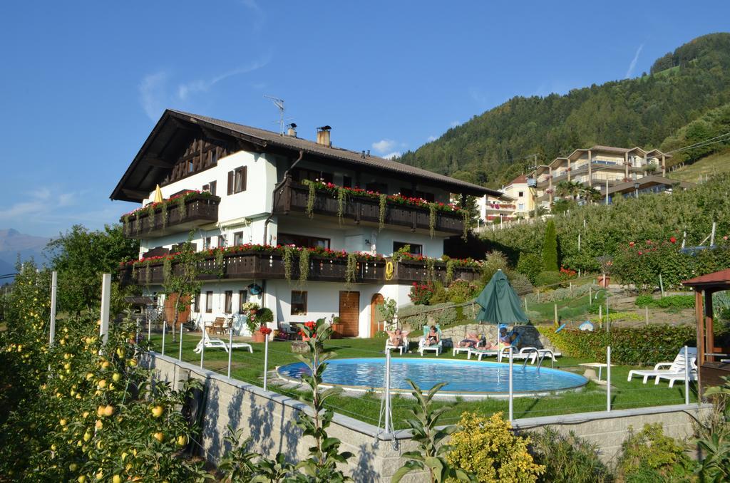 Zimmervermietung Groeberhof Schenna Bagian luar foto